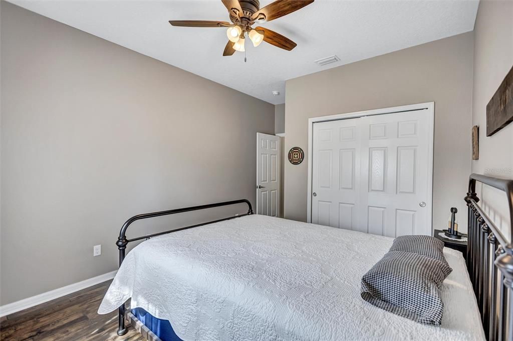 For Sale: $399,999 (4 beds, 2 baths, 2627 Square Feet)