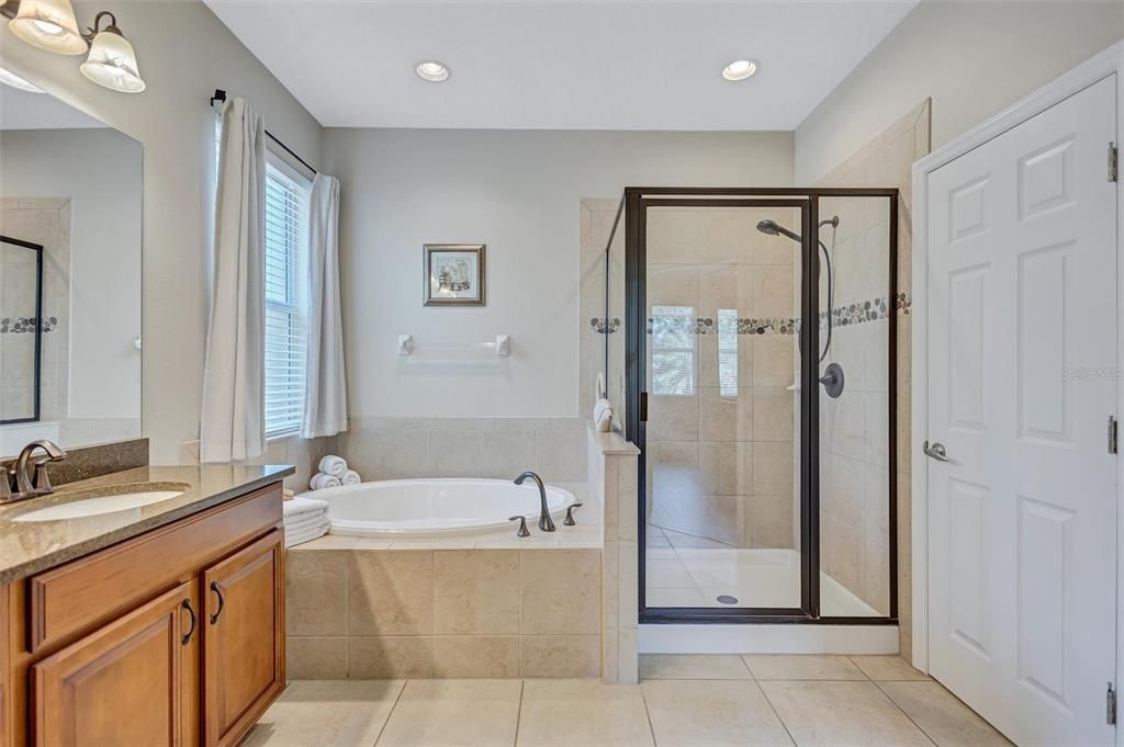 For Sale: $399,999 (4 beds, 2 baths, 2627 Square Feet)