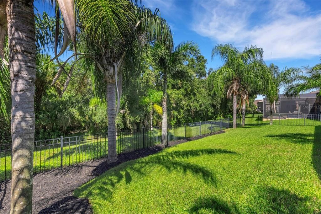 For Sale: $530,000 (4 beds, 3 baths, 2710 Square Feet)