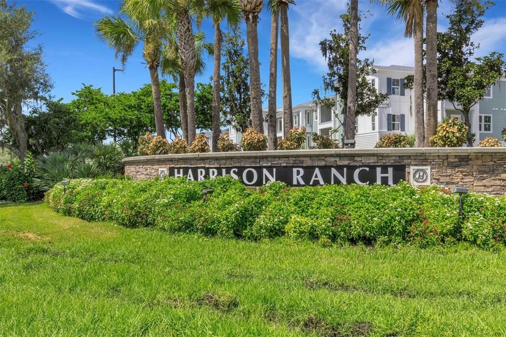 For Sale: $530,000 (4 beds, 3 baths, 2710 Square Feet)