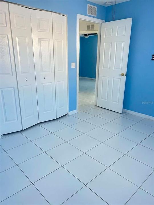 For Sale: $238,888 (3 beds, 2 baths, 1370 Square Feet)