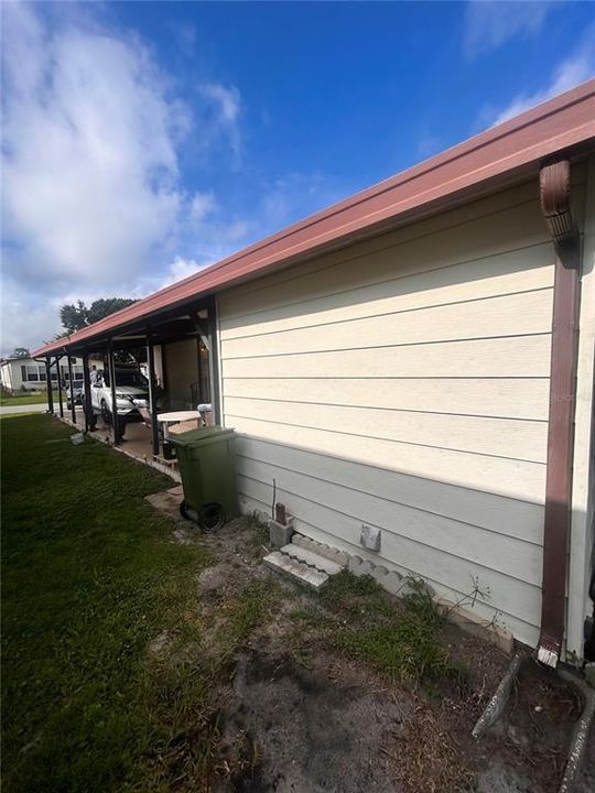 For Sale: $152,000 (2 beds, 2 baths, 1144 Square Feet)
