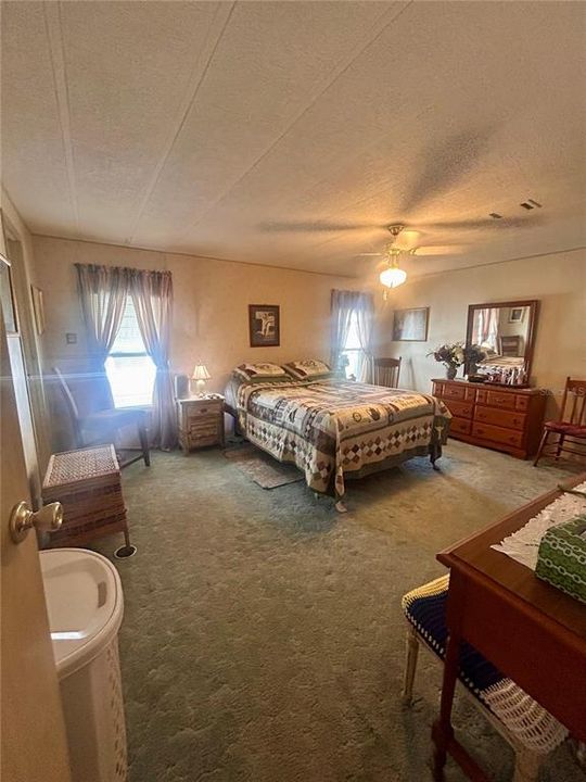 For Sale: $152,000 (2 beds, 2 baths, 1144 Square Feet)