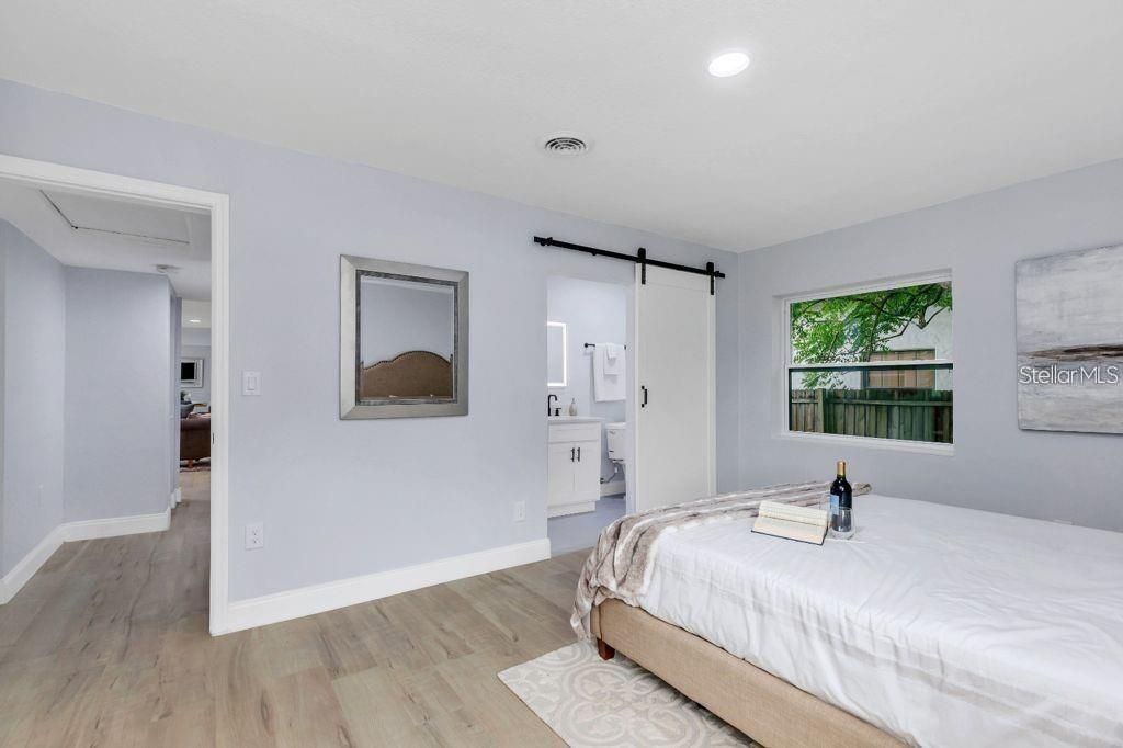 For Rent: $2,899 (3 beds, 2 baths, 1641 Square Feet)