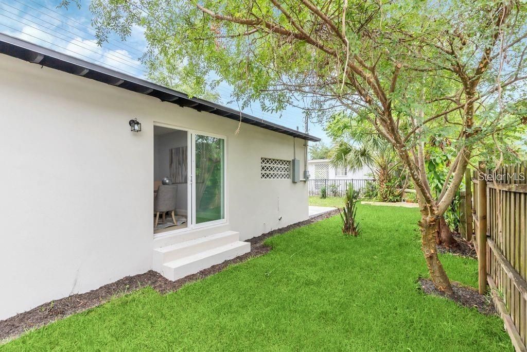 For Rent: $2,899 (3 beds, 2 baths, 1641 Square Feet)