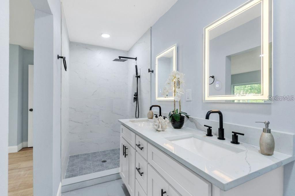 For Rent: $2,899 (3 beds, 2 baths, 1641 Square Feet)