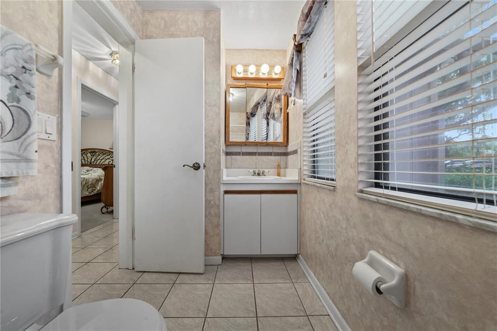 For Sale: $649,000 (4 beds, 3 baths, 3256 Square Feet)