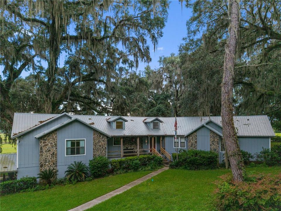 For Sale: $649,000 (4 beds, 3 baths, 3256 Square Feet)