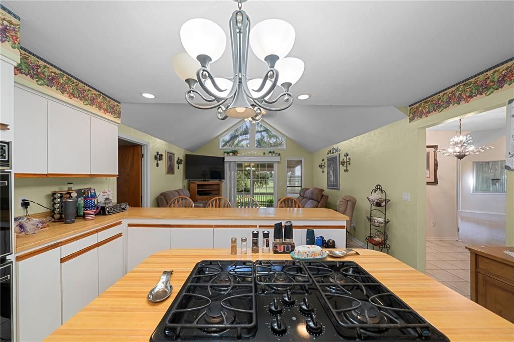 For Sale: $649,000 (4 beds, 3 baths, 3256 Square Feet)