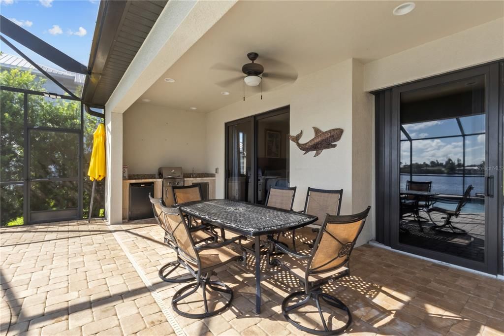 For Sale: $830,000 (3 beds, 2 baths, 2108 Square Feet)