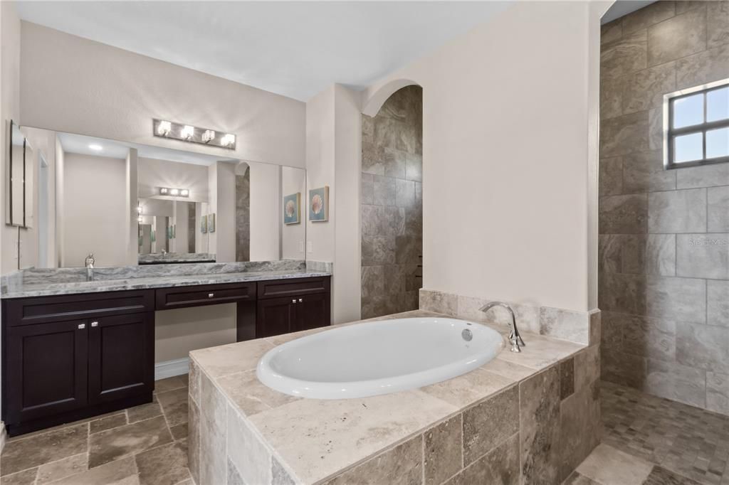 For Sale: $830,000 (3 beds, 2 baths, 2108 Square Feet)