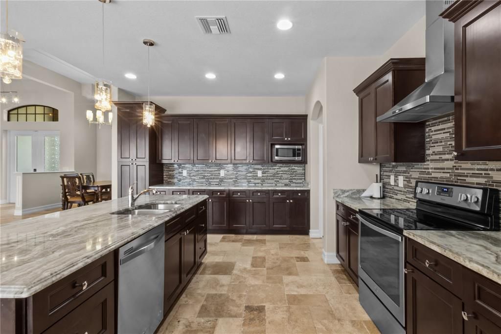 For Sale: $830,000 (3 beds, 2 baths, 2108 Square Feet)