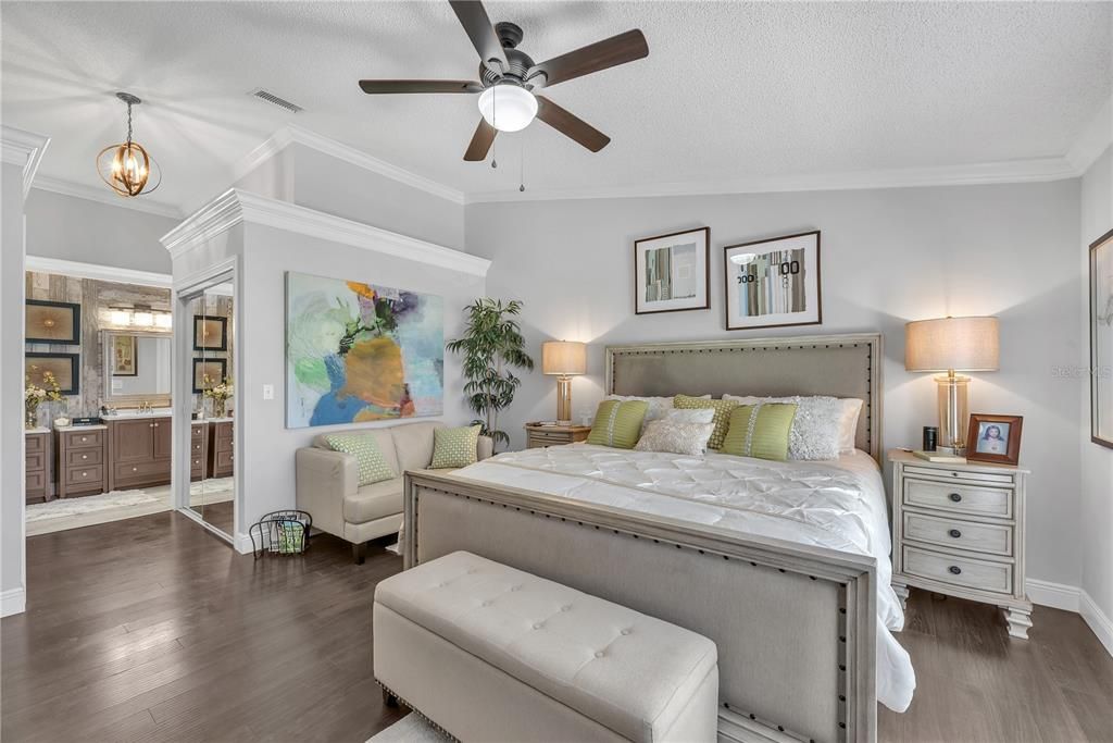 For Sale: $279,000 (2 beds, 2 baths, 1584 Square Feet)