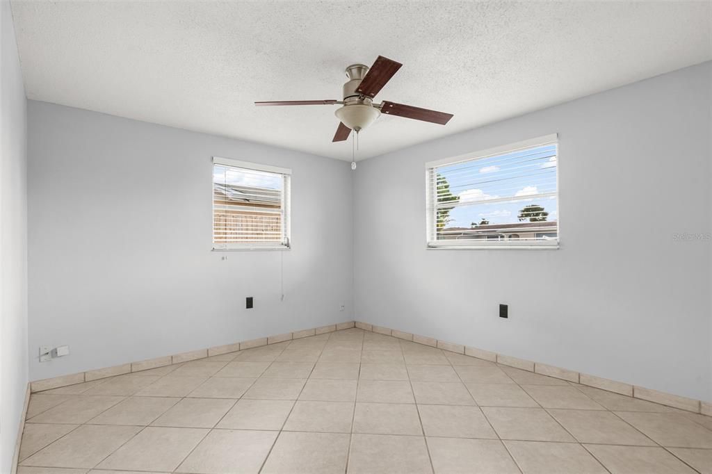 En Venta: $179,000 (2 camas, 1 baños, 846 Pies cuadrados)