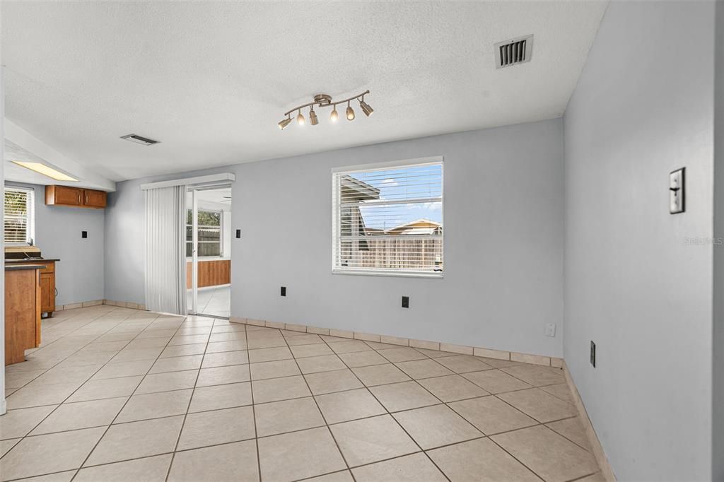 En Venta: $179,000 (2 camas, 1 baños, 846 Pies cuadrados)