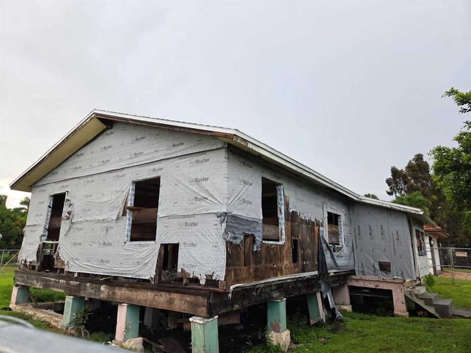 En Venta: $39,900 (2 camas, 1 baños, 1050 Pies cuadrados)