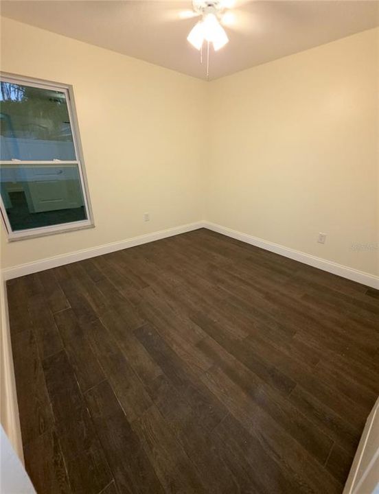 For Sale: $339,900 (4 beds, 2 baths, 1836 Square Feet)