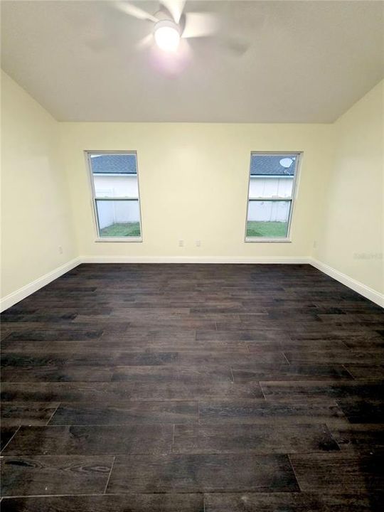 For Sale: $339,900 (4 beds, 2 baths, 1836 Square Feet)