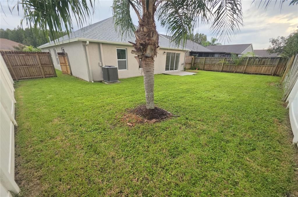 For Sale: $339,900 (4 beds, 2 baths, 1836 Square Feet)