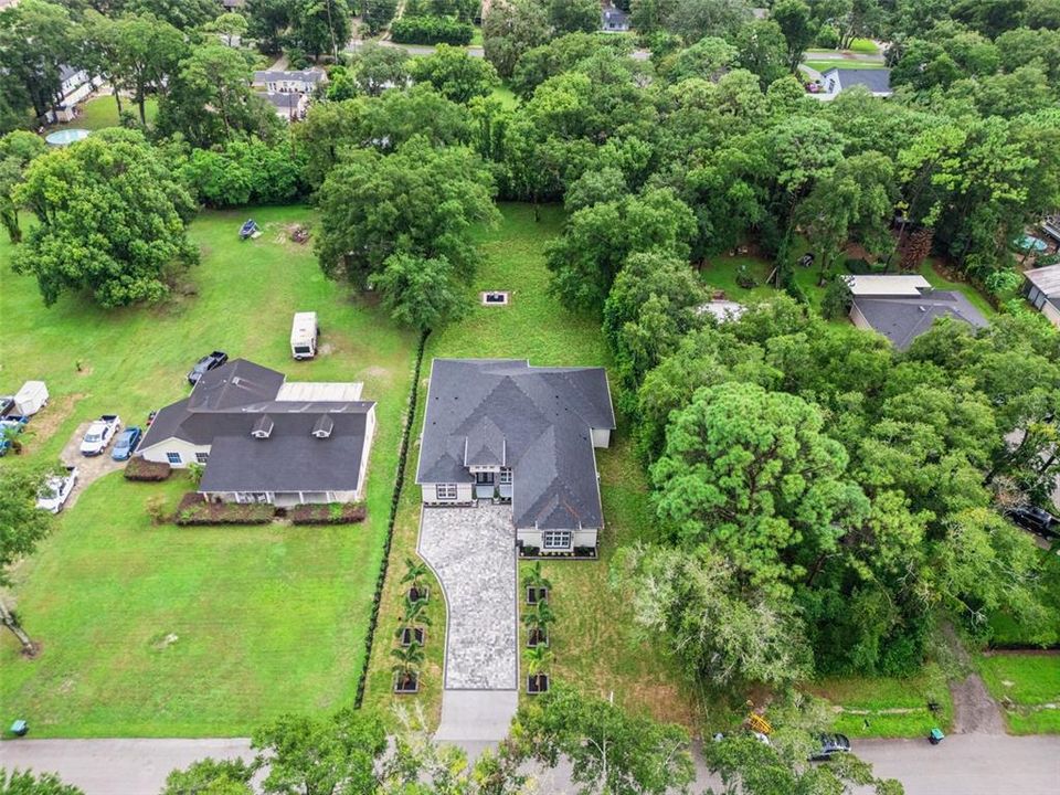 For Sale: $1,250,000 (5 beds, 5 baths, 3502 Square Feet)