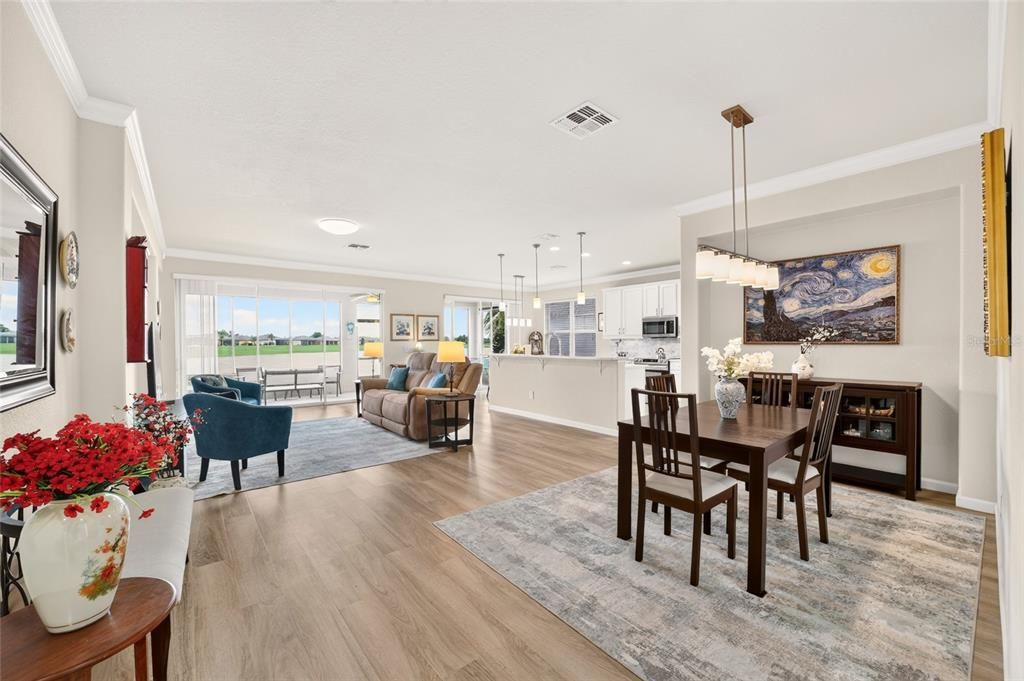 For Sale: $399,900 (3 beds, 2 baths, 1736 Square Feet)