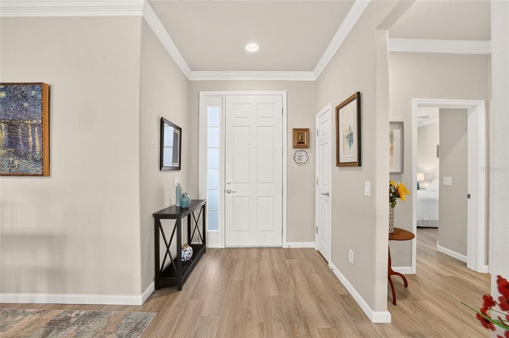 For Sale: $399,900 (3 beds, 2 baths, 1736 Square Feet)