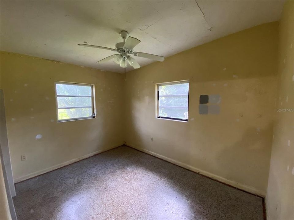 En Venta: $360,000 (4 camas, 2 baños, 1664 Pies cuadrados)