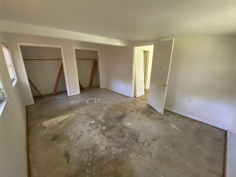 En Venta: $360,000 (4 camas, 2 baños, 1664 Pies cuadrados)