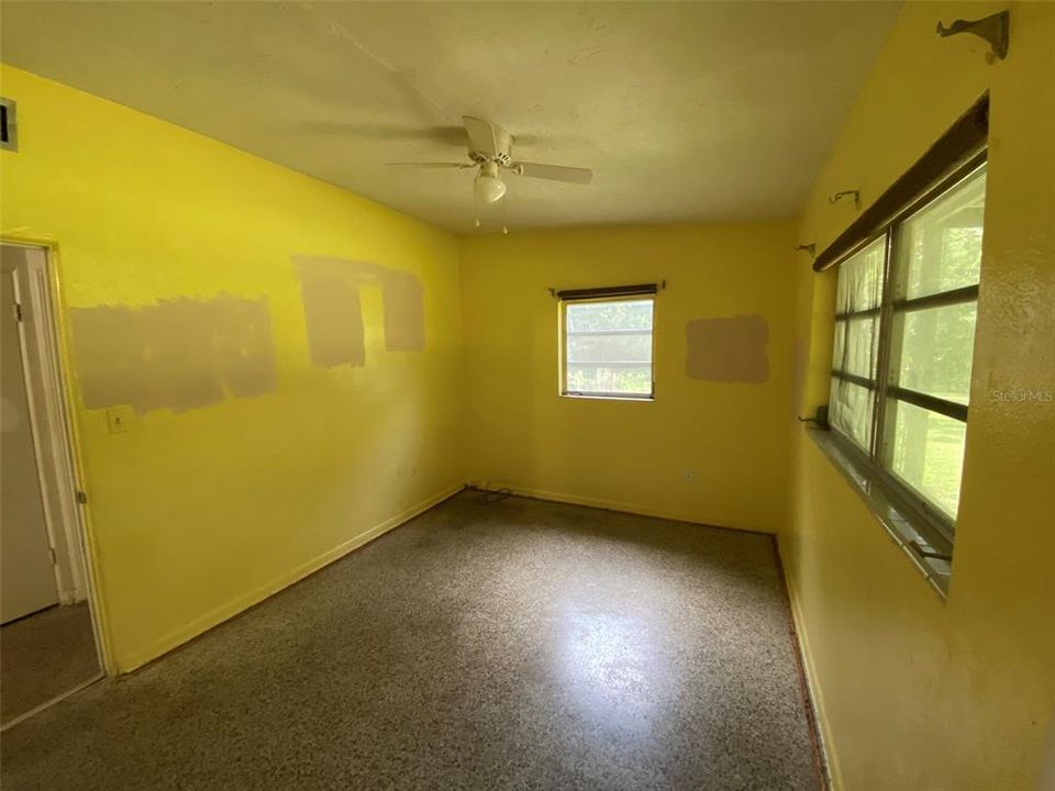 En Venta: $360,000 (4 camas, 2 baños, 1664 Pies cuadrados)