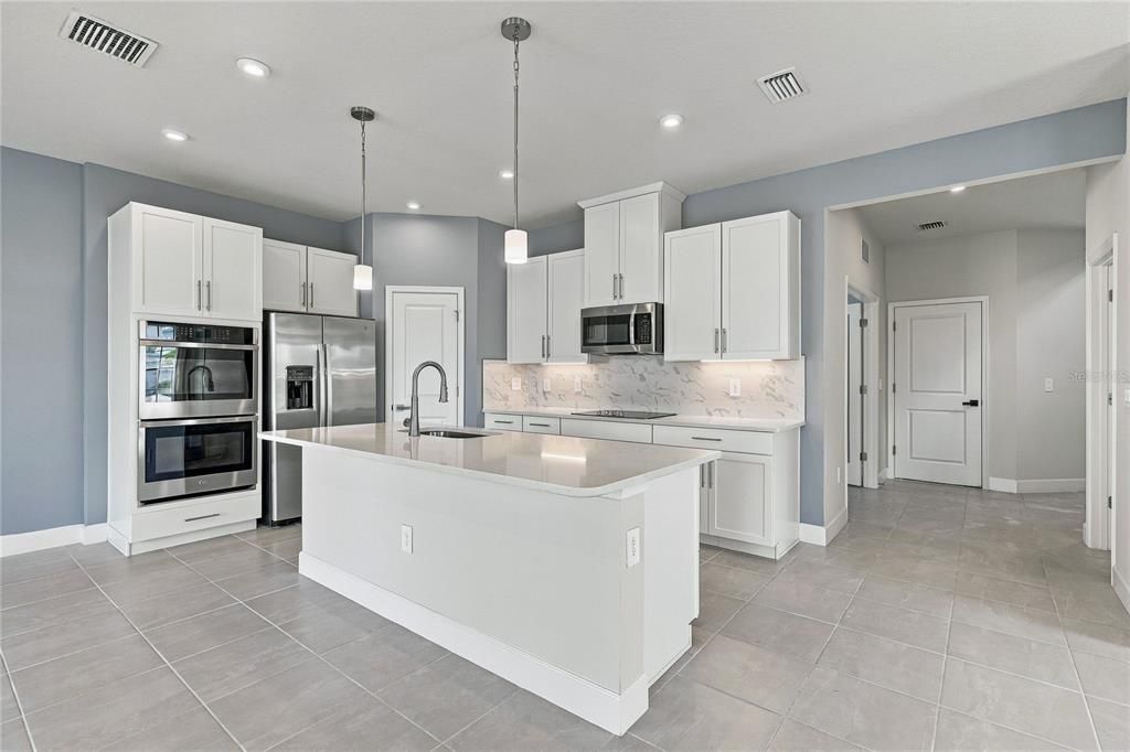 For Sale: $485,000 (4 beds, 2 baths, 2345 Square Feet)