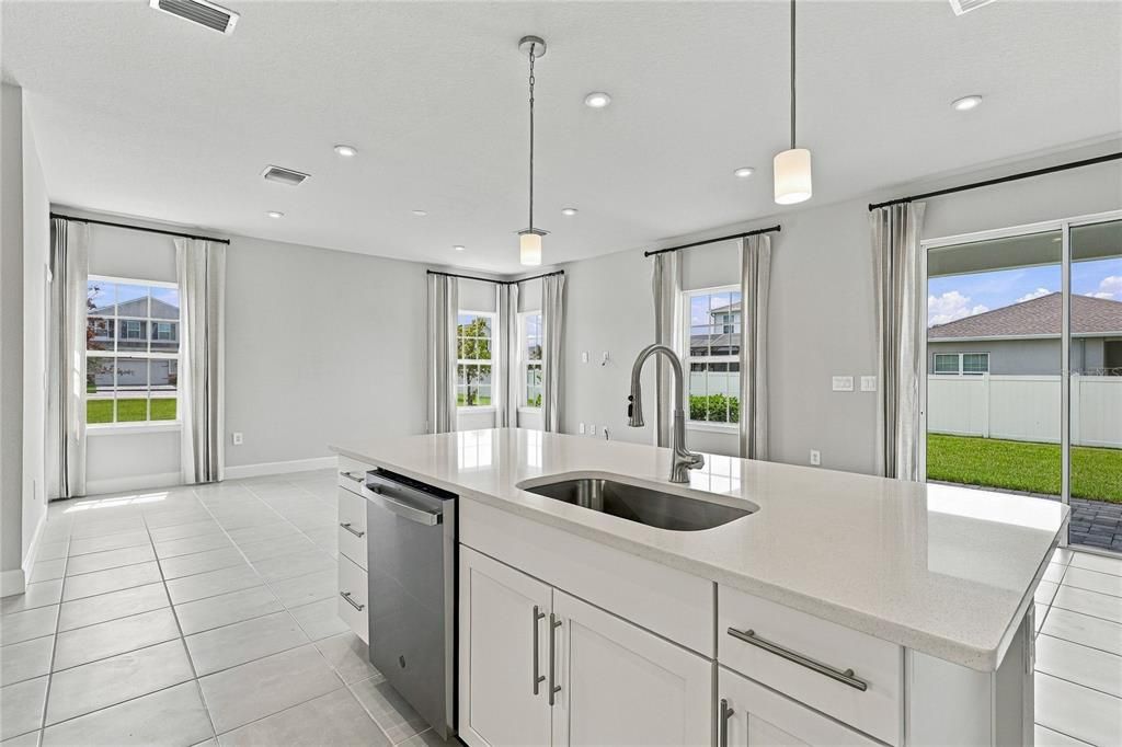For Sale: $485,000 (4 beds, 2 baths, 2345 Square Feet)