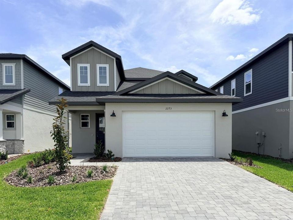 For Rent: $2,900 (4 beds, 2 baths, 2082 Square Feet)