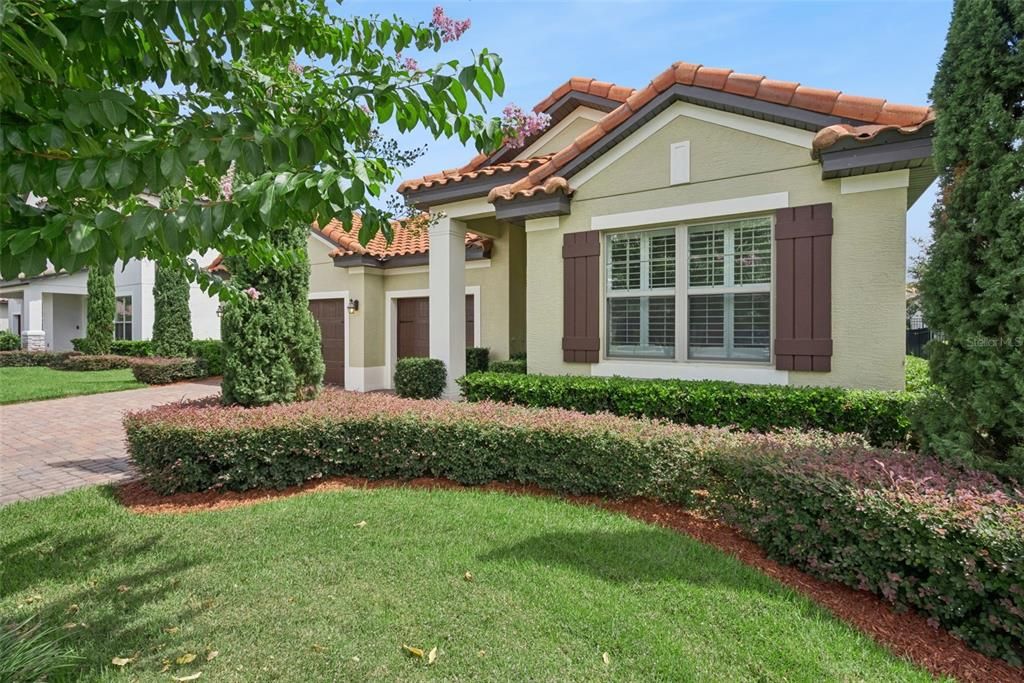 For Sale: $519,000 (3 beds, 3 baths, 2356 Square Feet)