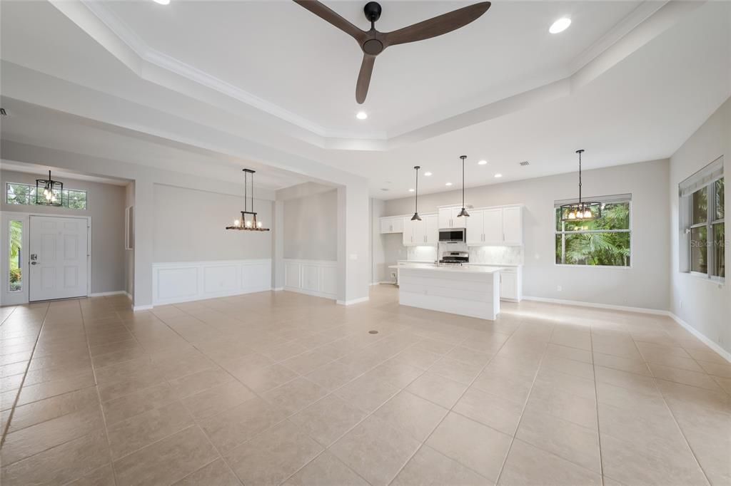 En Venta: $619,900 (3 camas, 2 baños, 2148 Pies cuadrados)