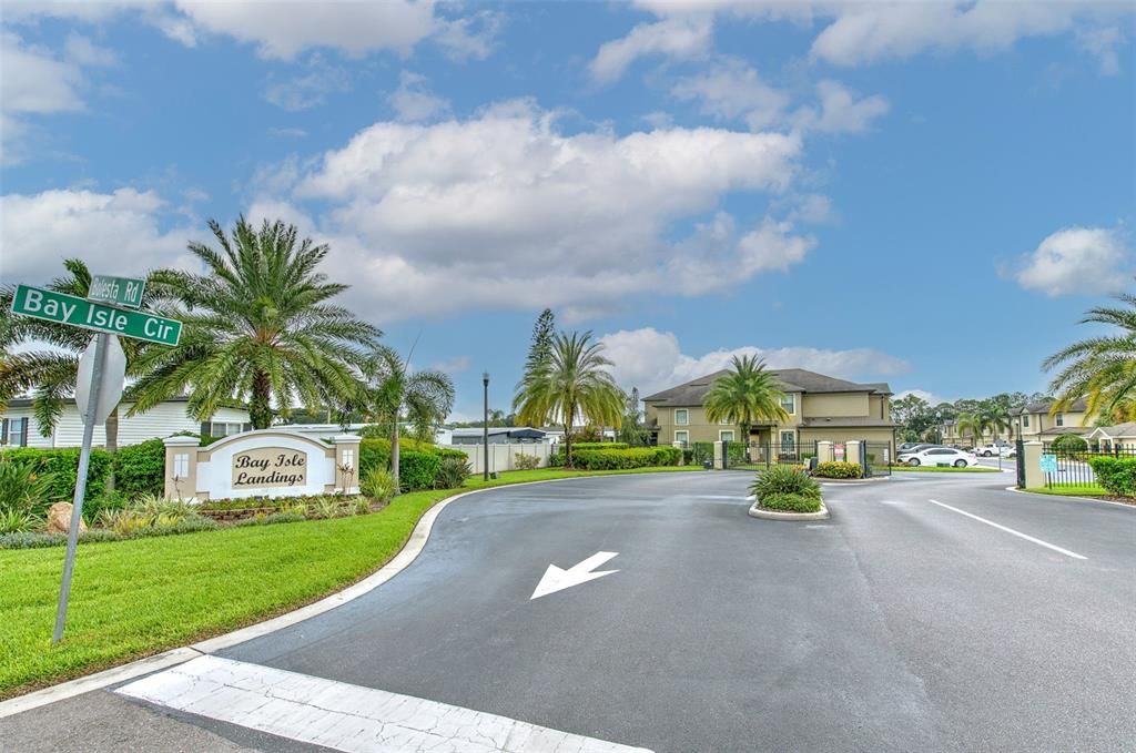 For Rent: $3,000 (3 beds, 2 baths, 1698 Square Feet)