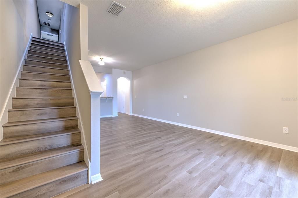 For Rent: $3,000 (3 beds, 2 baths, 1698 Square Feet)