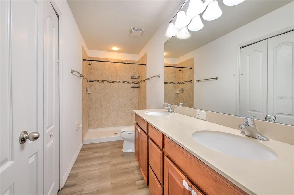 For Rent: $3,000 (3 beds, 2 baths, 1698 Square Feet)