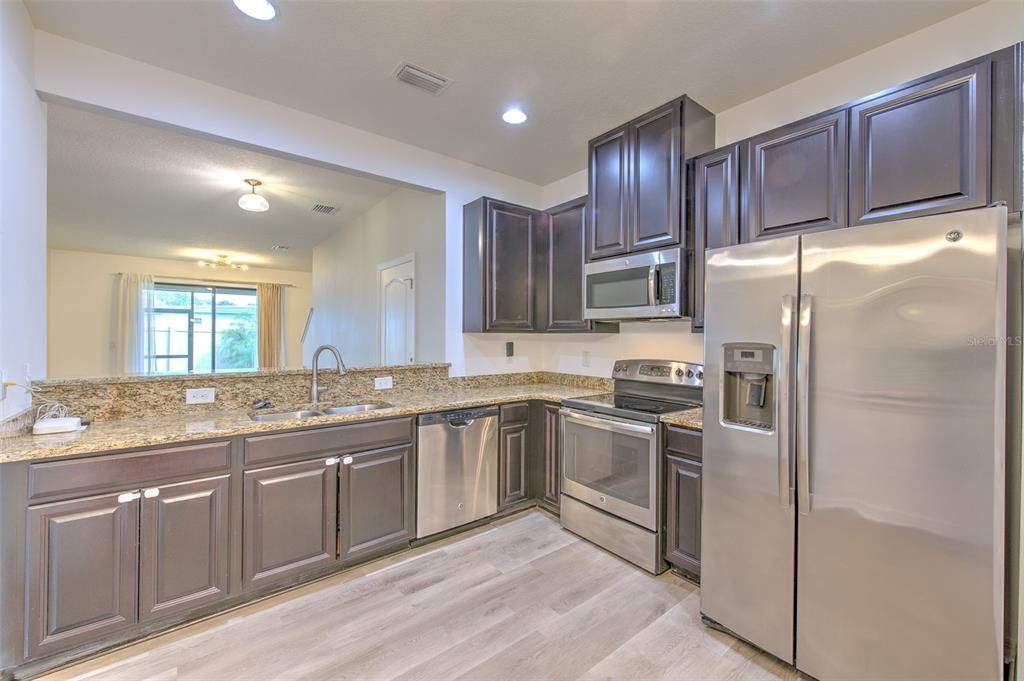 For Rent: $3,000 (3 beds, 2 baths, 1698 Square Feet)