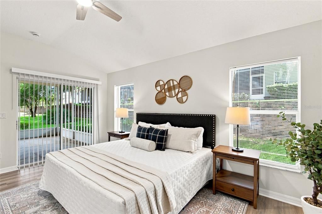 For Sale: $299,900 (3 beds, 2 baths, 1471 Square Feet)