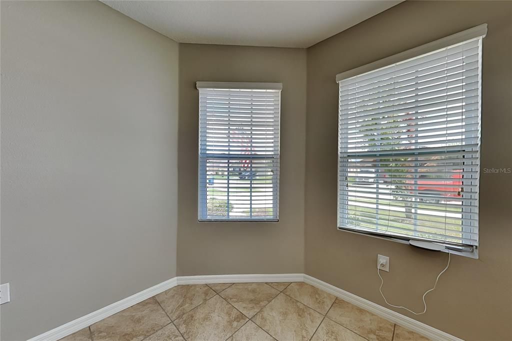 For Rent: $1,749 (3 beds, 2 baths, 1764 Square Feet)