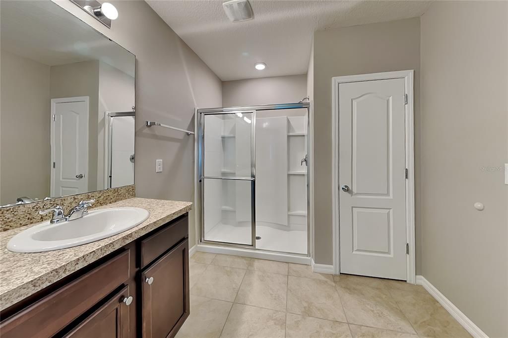 For Rent: $1,749 (3 beds, 2 baths, 1764 Square Feet)