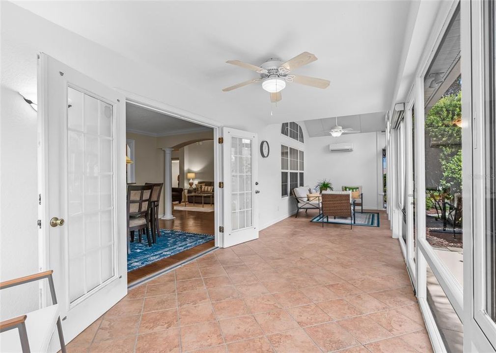 For Sale: $400,000 (3 beds, 2 baths, 1761 Square Feet)