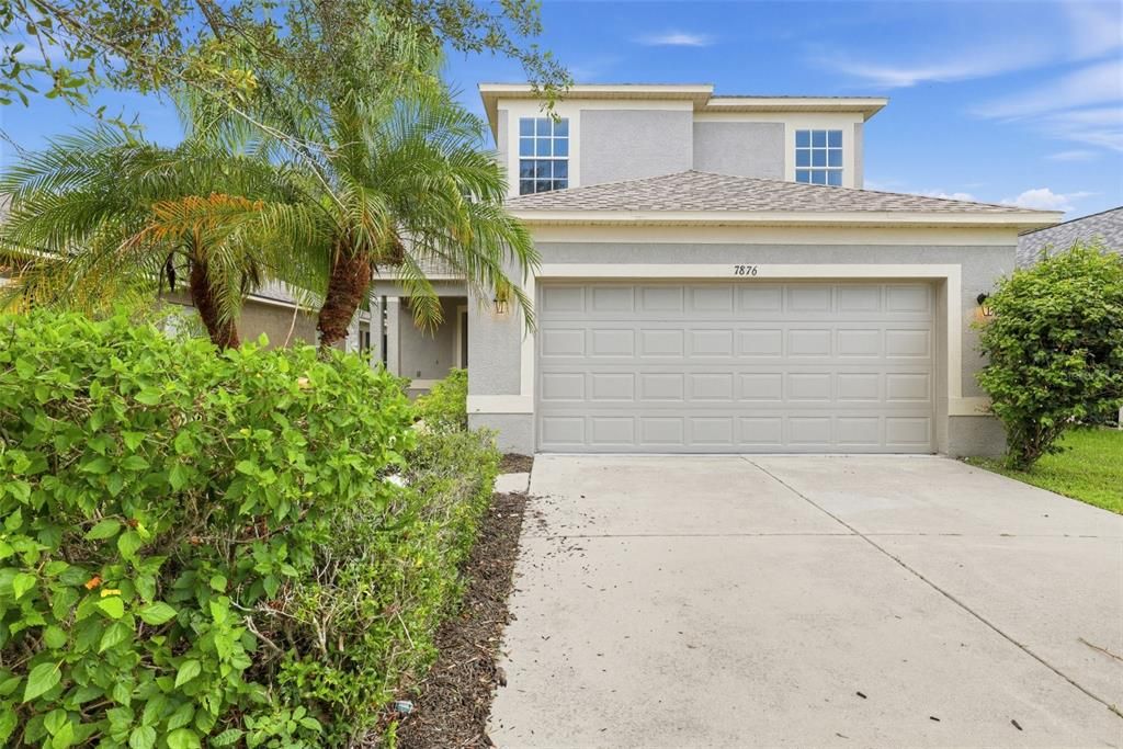 For Sale: $314,900 (4 beds, 2 baths, 1979 Square Feet)