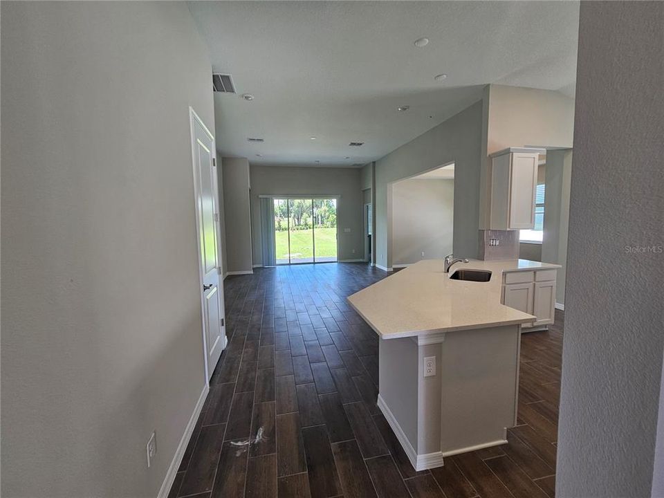 For Sale: $635,940 (4 beds, 2 baths, 1928 Square Feet)
