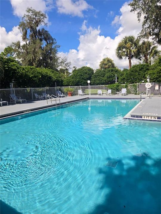For Rent: $1,750 (2 beds, 1 baths, 851 Square Feet)
