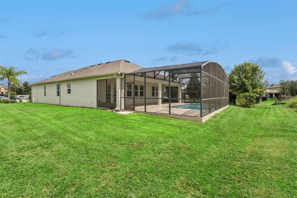 En Venta: $575,000 (4 camas, 2 baños, 1864 Pies cuadrados)