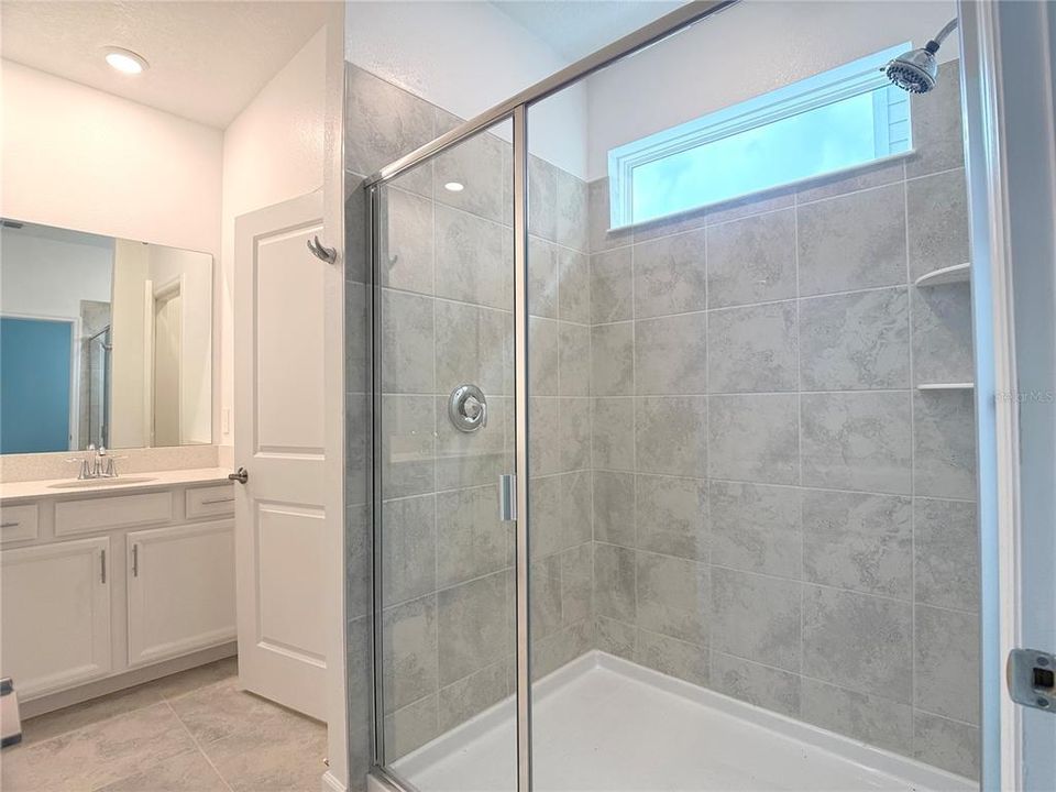 В аренду: $2,800 (4 спален, 3 ванн, 2039 Квадратных фут)