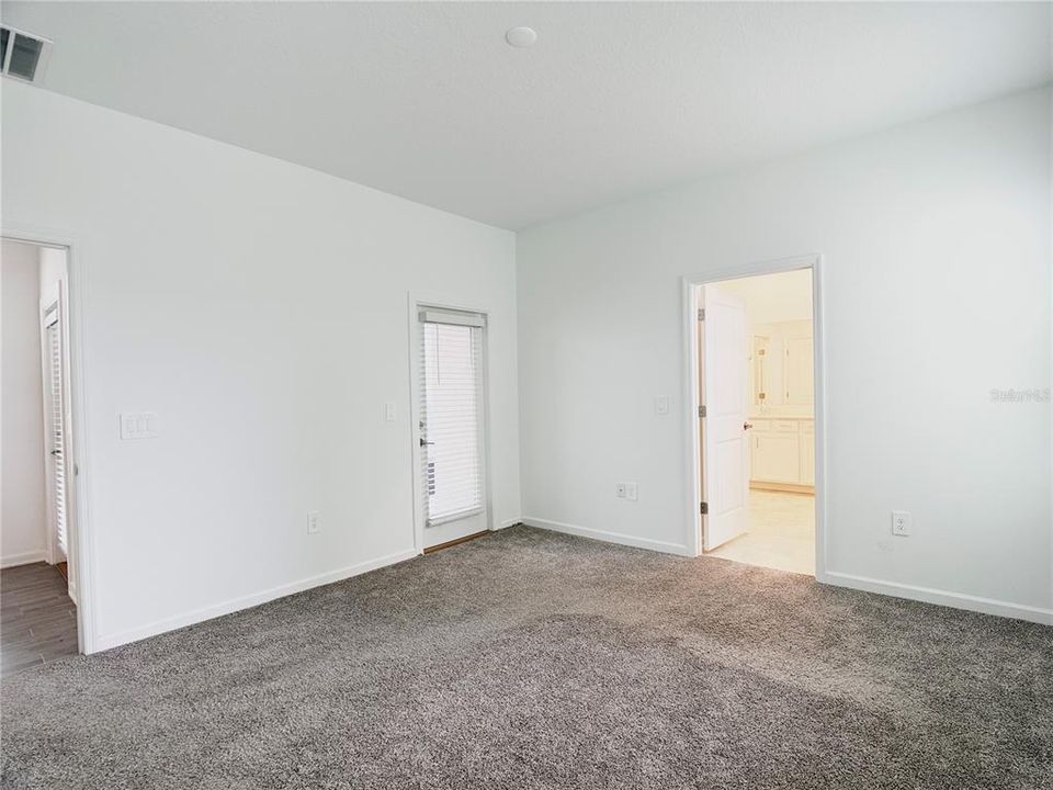 В аренду: $2,800 (4 спален, 3 ванн, 2039 Квадратных фут)