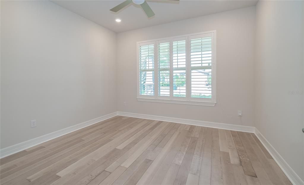 En Venta: $745,000 (4 camas, 3 baños, 3070 Pies cuadrados)