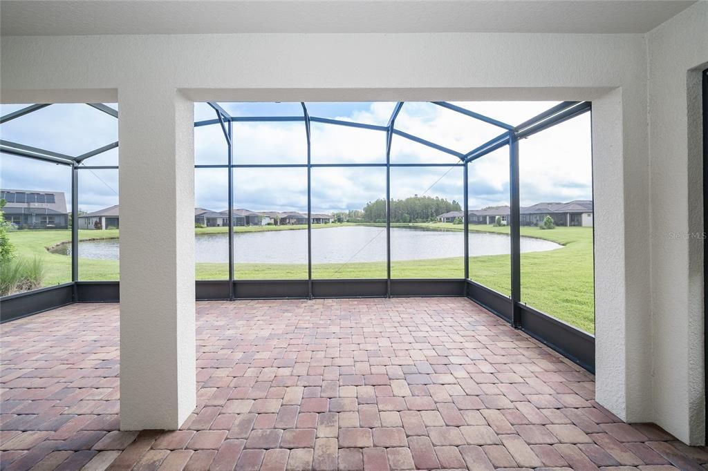 En Venta: $745,000 (4 camas, 3 baños, 3070 Pies cuadrados)